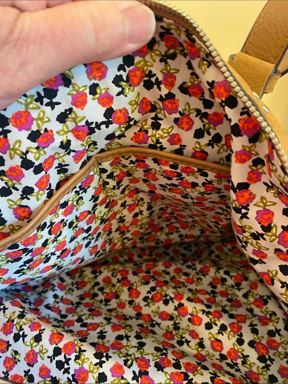SUEDED VERA BRADLEY SHOULDER BAG - Picture 7 of 7